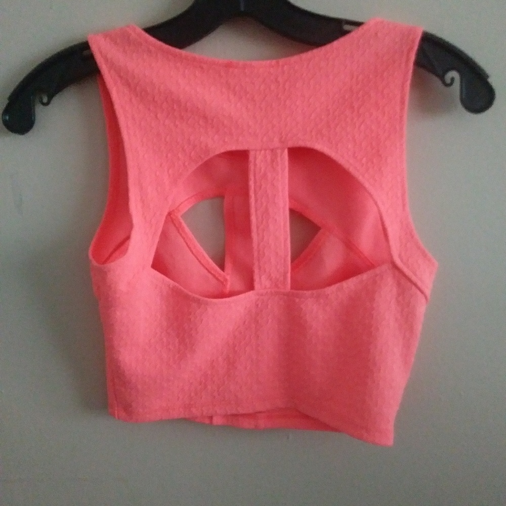 Tops - Picture 2 of 2